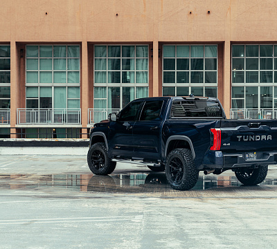 Фото дисков Vossen HF6-4 на Toyota Tundra III