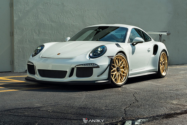 Фото дисков Anrky RS1 Сатиновое золото на Porsche 911 VII
