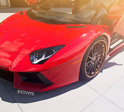 Фото дисков Strasse Wheels SV15T Deep Concave FS на Lamborghini Aventador