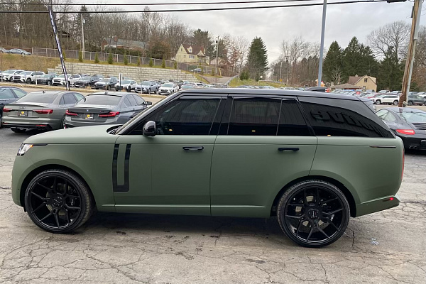 Фото дисков Giovanna Haleb Черный глянец на Land Rover Range Rover V