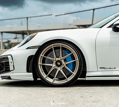 Фото дисков 1886 Wheels XR001 на Porsche 911 VIII