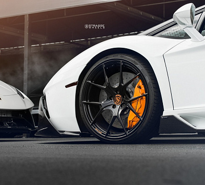 Фото дисков Strasse Wheels SM5R Deep Concave Monoblock на Lamborghini Aventador