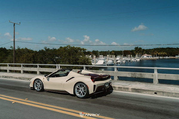 Ferrari 488 Pista Spider