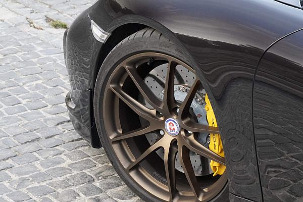 Фото дисков HRE P101 Сатиновая бронза на Porsche 911 VII