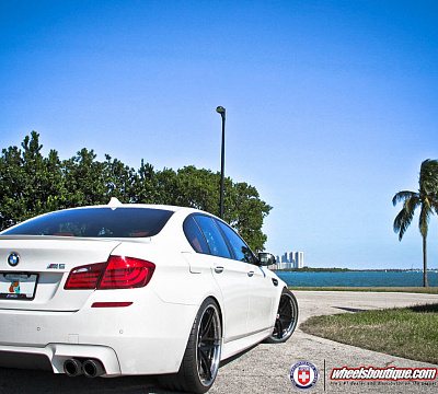 Фото дисков HRE S107 на BMW 5/M5 (F10)
