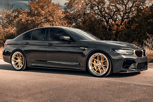 Фото дисков HRE S101SC Сатиновое темное золото на BMW 5/M5 (G30/F90)