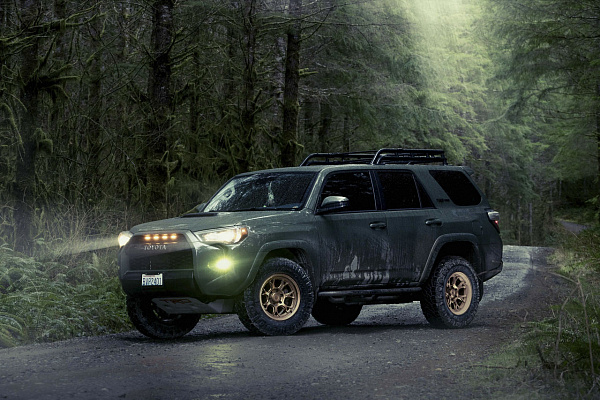 Фото дисков Black Rhino ETOSHA Сатиновая бронза на Toyota 4Runner V