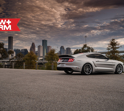 Фото дисков HRE FF11 на Ford Mustang VI