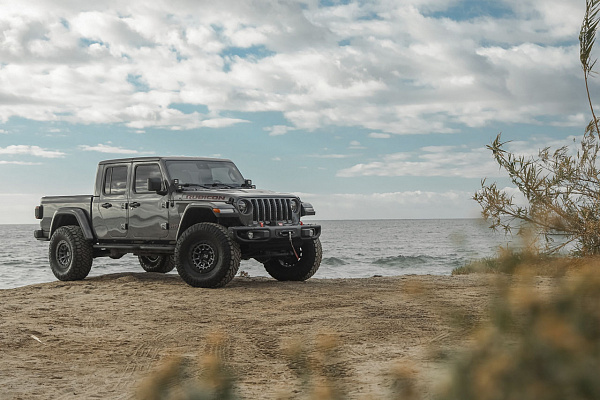 Фото дисков Black Rhino TUSK  на Jeep Gladiator II (JT)