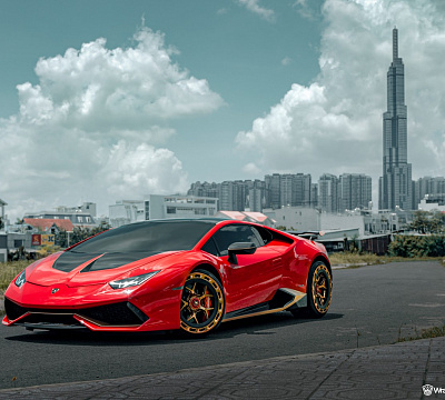 Фото дисков Brixton Forged PF7 Aerotech на Lamborghini Huracan