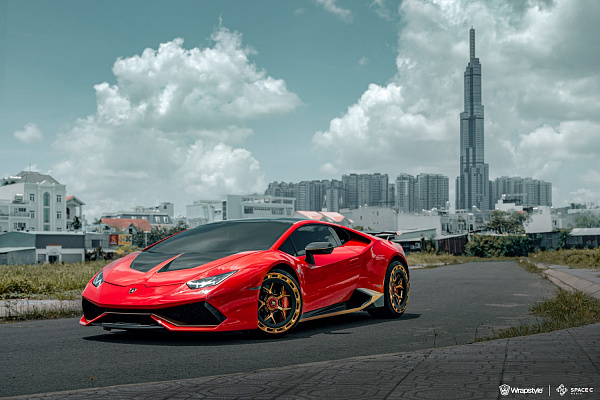 Фото дисков Brixton Forged PF7 Aerotech Глянцевая темная медь на Lamborghini Huracan