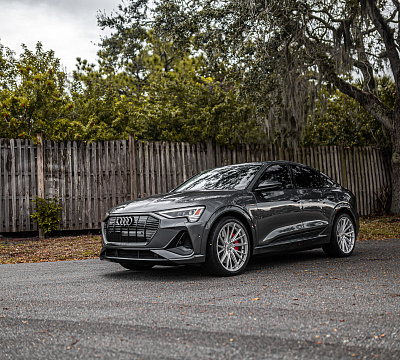 Фото дисков Vossen HF-4T на Audi E-tron