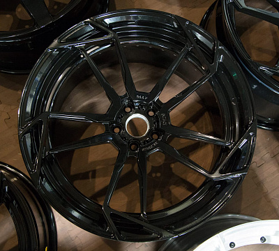 ADV.1 ADV5.3 M.V2 CS