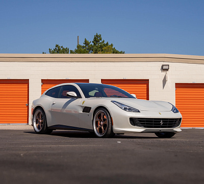 Фото дисков HRE 522 на Ferrari GTC4Lusso