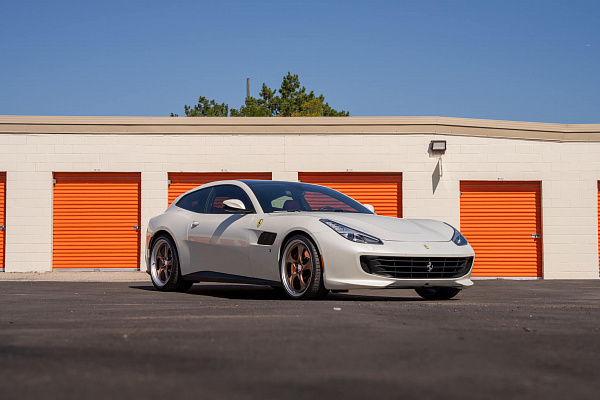 Фото дисков HRE 522 Сатиновая бронза на Ferrari GTC4Lusso