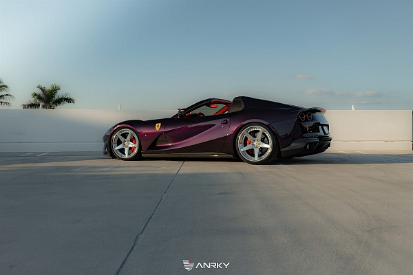 Фото дисков Anrky RS5.3 Полированный лак на Ferrari 812