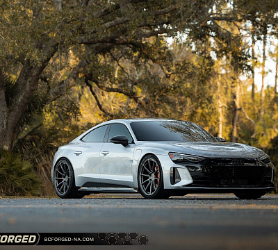 Фото дисков BC Forged RZ10 на Audi E-tron GT