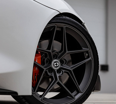Фото дисков HRE FF11 на Toyota Supra A90
