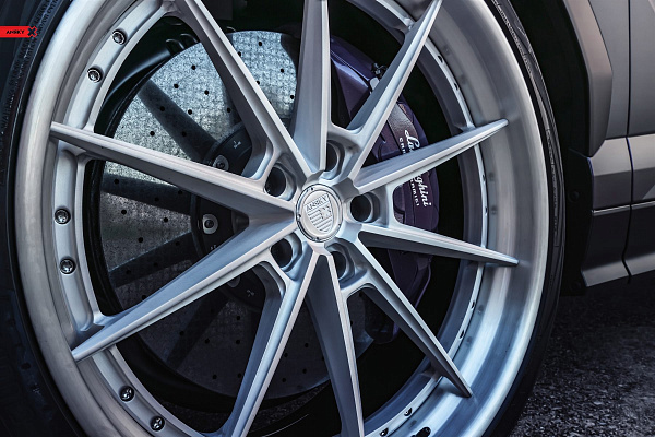 Фото дисков Anrky AN38 Сатиновый лак на Lamborghini Urus