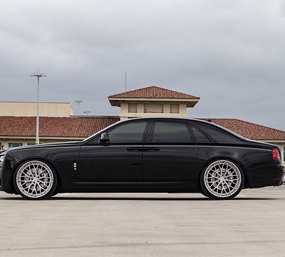 Фото дисков Anrky AN30 на Rolls-Royce Ghost I