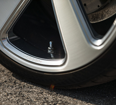 Фото дисков Vossen CG-210 на Mercedes-Benz C-Class (W205)