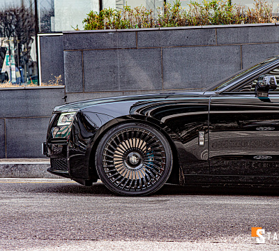 Фото дисков Vossen UV-5 на Rolls-Royce Ghost II