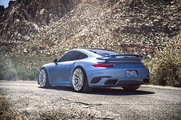 Фото дисков HRE P200 Глянцевый лак на Porsche 911 VII