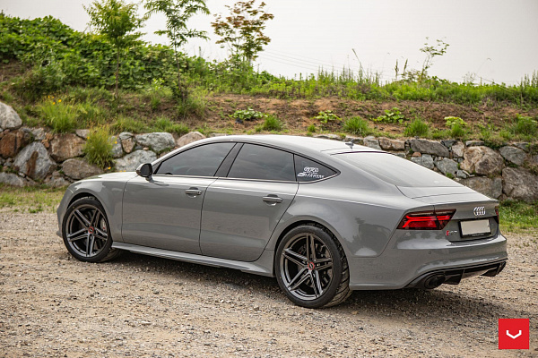 Фото дисков Vossen VFS-5 Глянцевый графит на Audi A/RS 7 (4G)