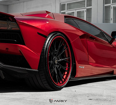 Фото дисков Anrky S3-X5 на Lamborghini Aventador