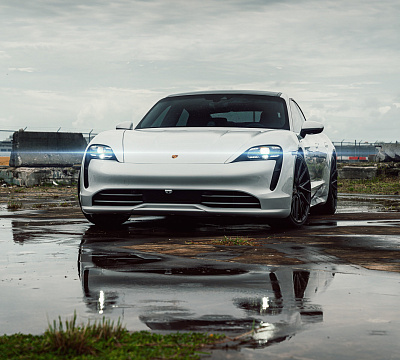 Фото дисков Vossen HF-4T на Porsche Taycan I