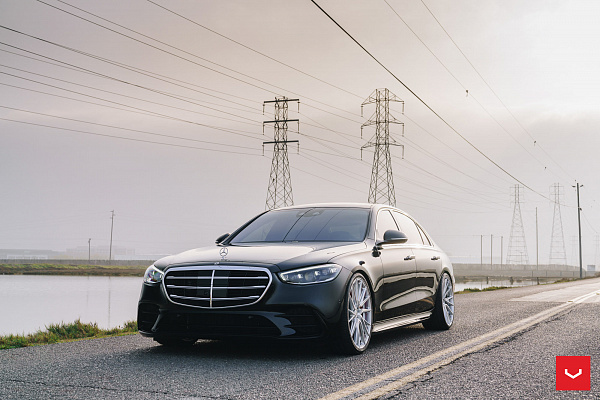 Фото дисков Vossen HF-4T Серебро на Mercedes-Benz S-Class (W223)