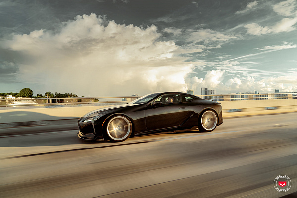 Фото дисков Vossen VPS-2 (3-Piece) Глянцевый лак на Lexus LC 500