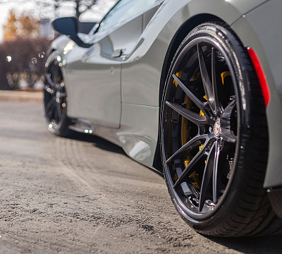 Фото дисков Anrky AN34 на Ferrari F8