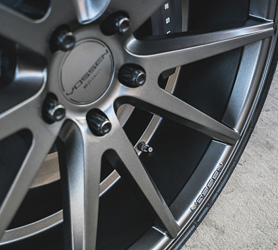 Фото дисков Vossen VFS-1 на Tesla Model S