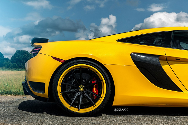 Фото дисков Strasse Wheels SV1 Deep Concave FS Другой цвет на McLaren 650S