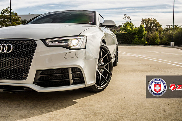 Фото дисков HRE P101 Черный сатин на Audi A/S/RS 5 (8T)