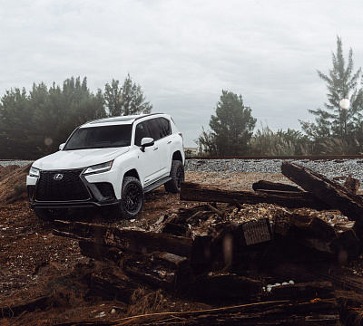 Фото дисков Vossen HFX-1 (6-Lug) на Lexus LX IV