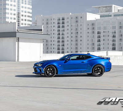 Фото дисков MRR M228 на Chevrolet Camaro VI