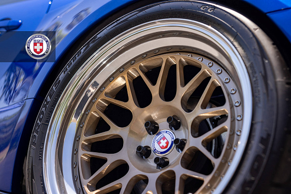 Фото дисков HRE 300 Глянцевая шампань на Subaru BRZ II