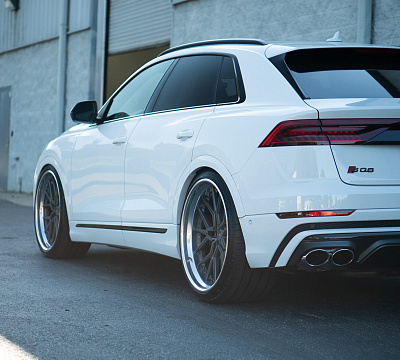 Фото дисков Vossen M-X3 (3-Piece) на Audi Q8
