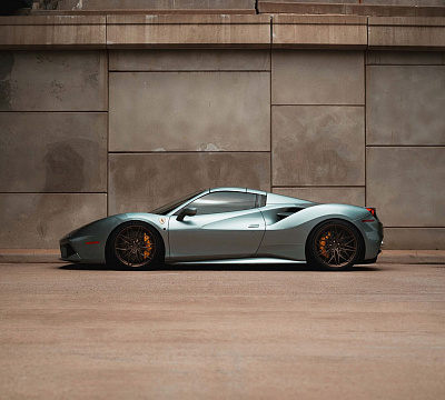 Фото дисков Anrky S1-X1 на Ferrari 812