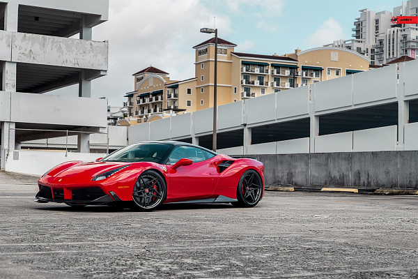 Фото дисков Anrky S3-X3 Черный глянец на Ferrari 488