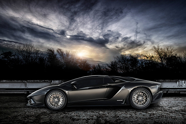 Фото дисков HRE S200 Глянцевый тонированный лак на Lamborghini Aventador