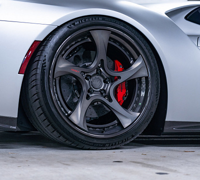 Фото дисков Anrky XR-305 на Ford GT II