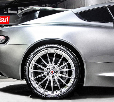 Фото дисков HRE P103 на Aston Martin DB 9 