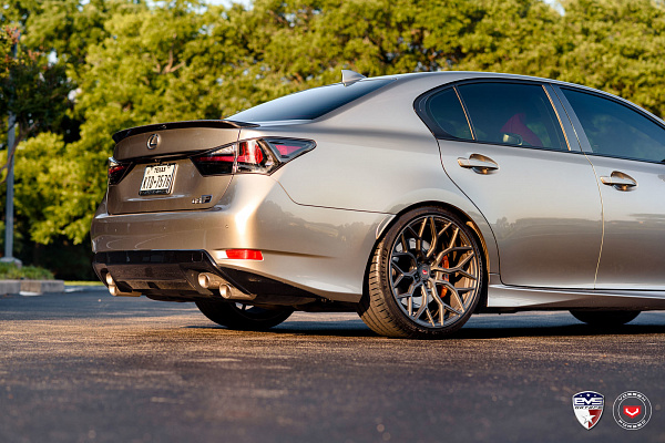 Фото дисков Vossen S17-01 Матовый графит на Lexus GS IV