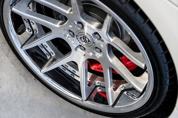 Фото дисков Strasse Wheels SM5 Deep Concave Глянцевый лак на Mercedes-Benz CLS (C218)
