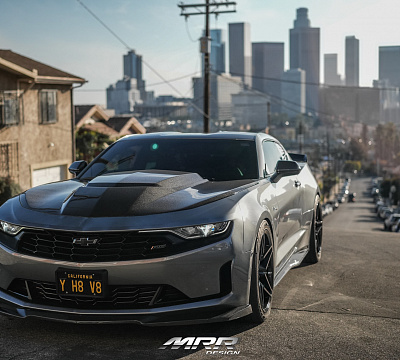 Фото дисков MRR M755 на Chevrolet Camaro VI