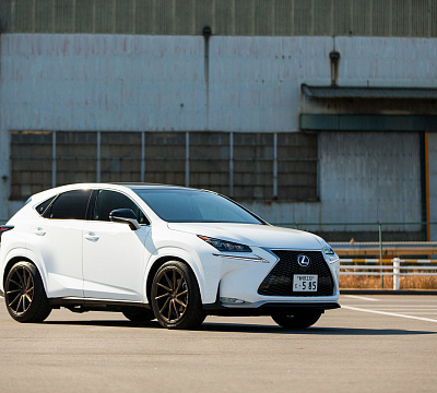 Фото дисков Vossen CVT на Lexus NX I