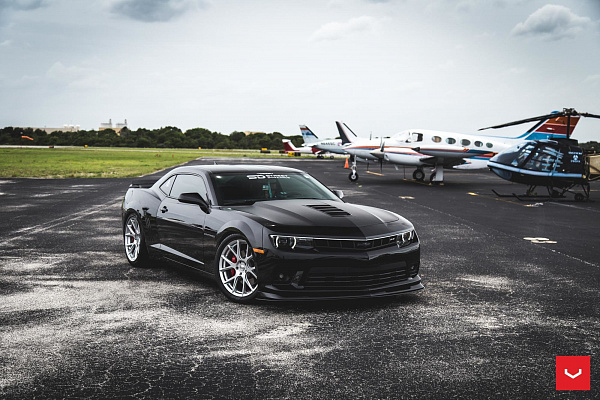 Фото дисков Vossen VFS-6 Серебро на Chevrolet Camaro V